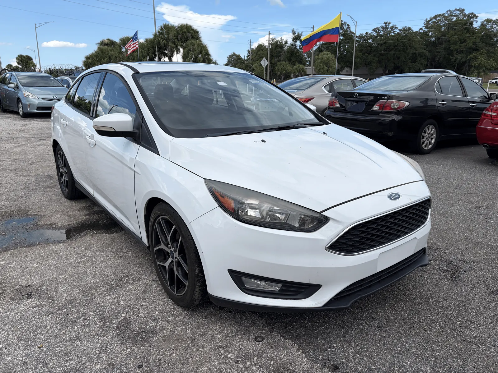 2017 FORD Focus - Photo 6